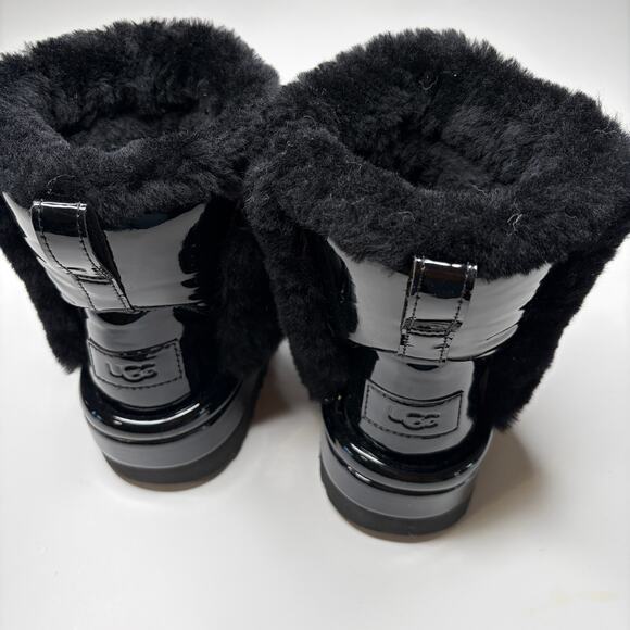 UGG Chillapeak Black Patent Boots 6 - Picture 5 of 7